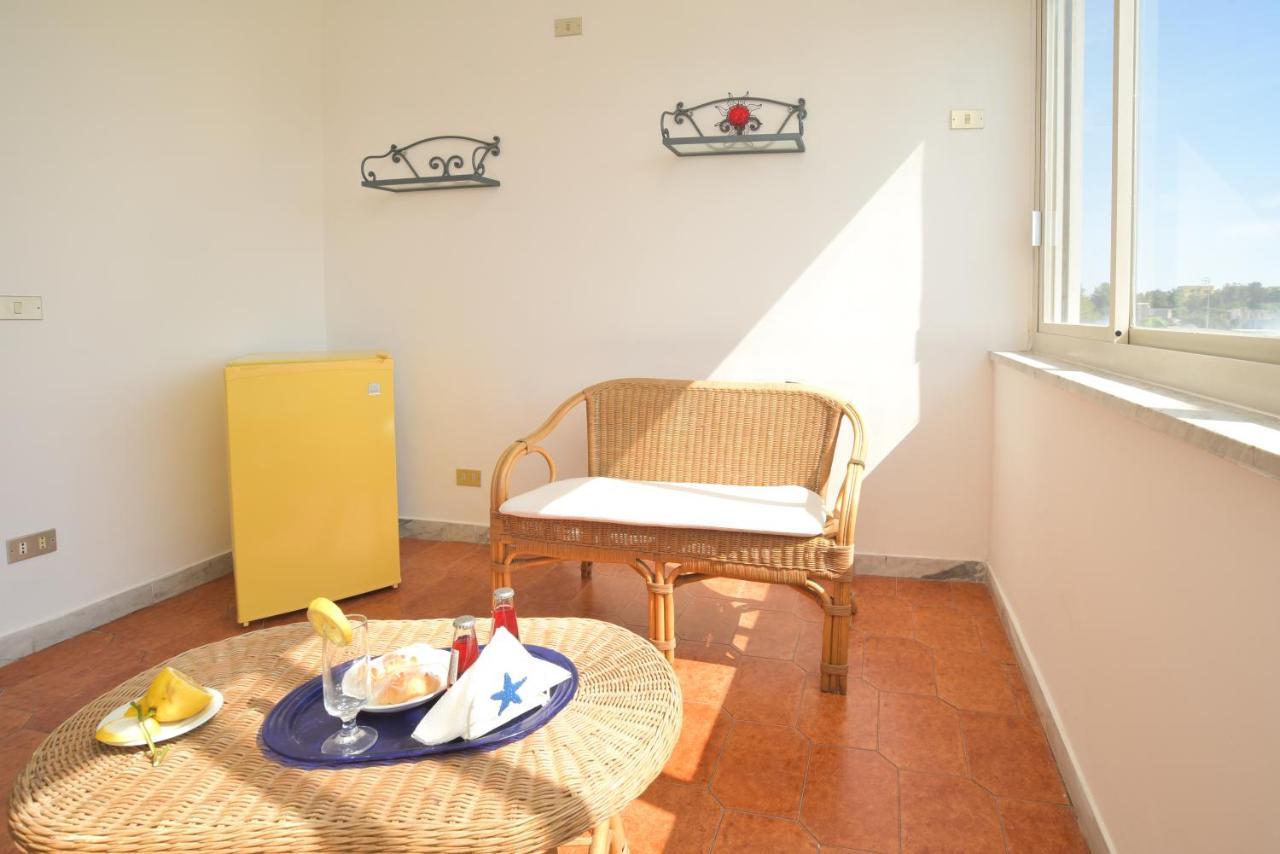 Hotel Celeste Procida Extérieur photo