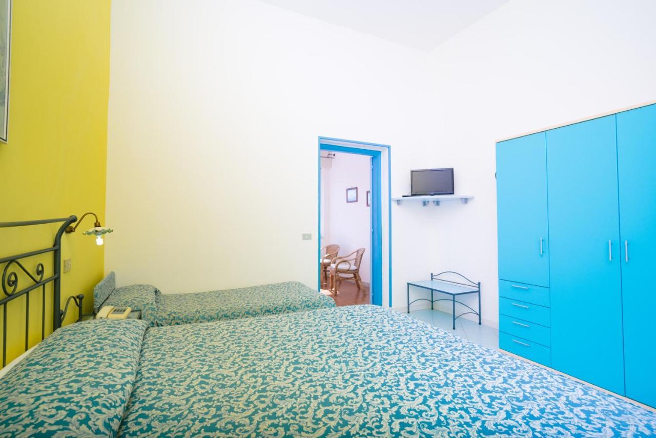 Hotel Celeste Procida Extérieur photo