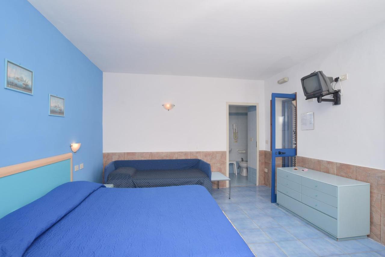 Hotel Celeste Procida Extérieur photo